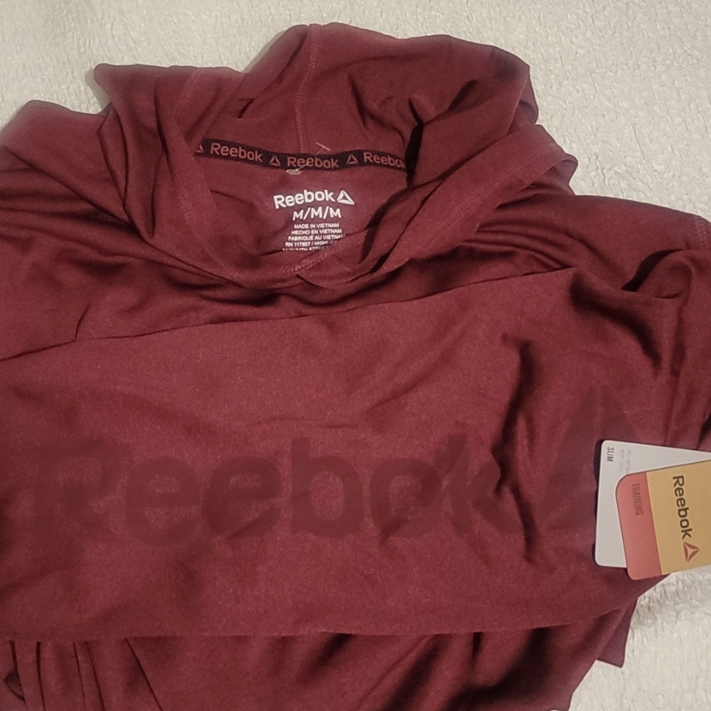 Mens dri-fit pullover burgundy in color new .